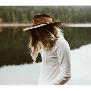 Minnetonka Brown Leather Fold Up Hat